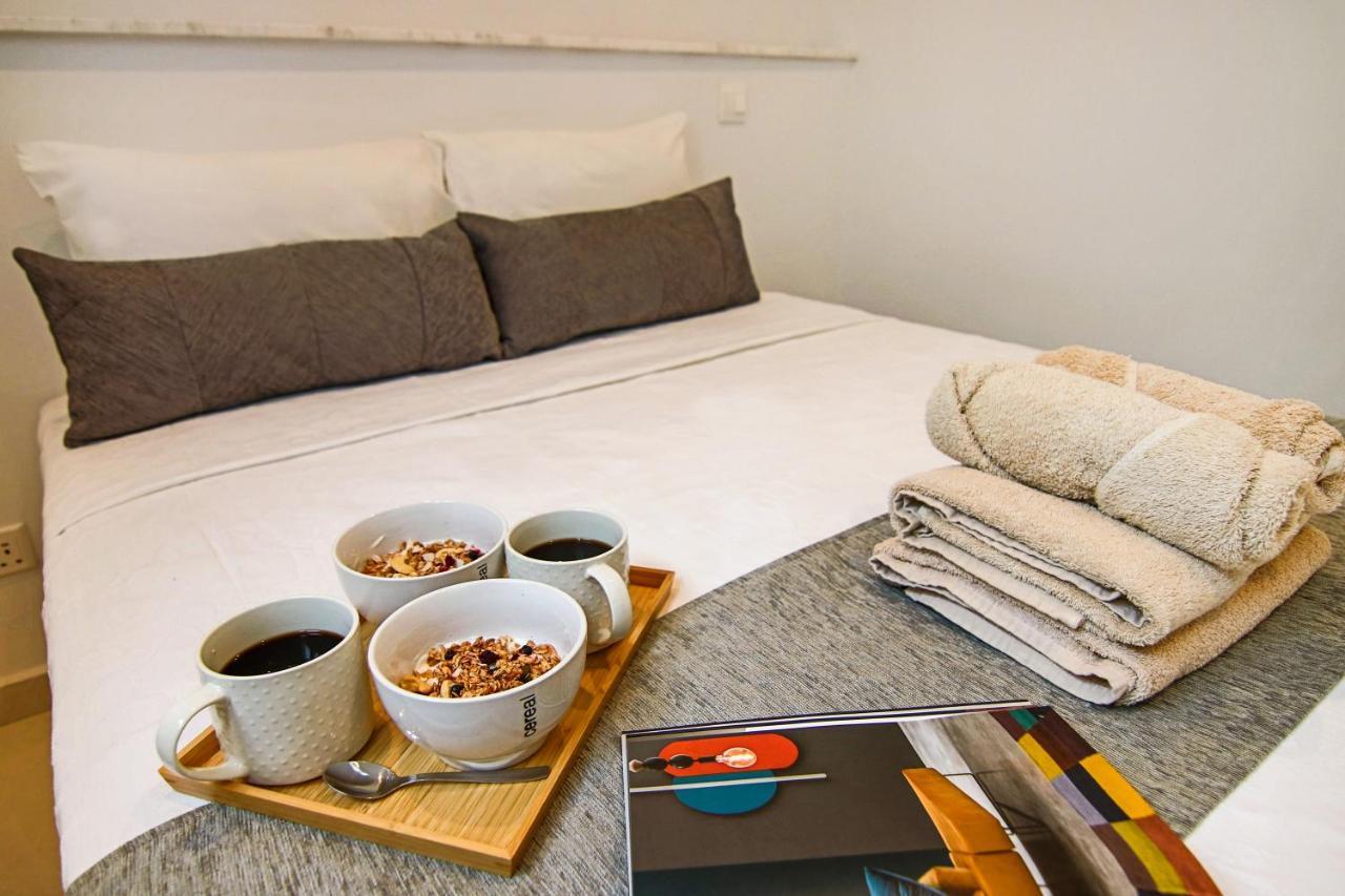 パ フォスPhaedrus Living - Seaside Executive Flat Harbour 101アパートメント エクステリア 写真